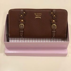Samantha Thavasa Wallet